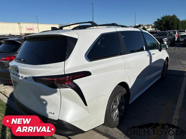 2025 Toyota SIENNA XLE XLE