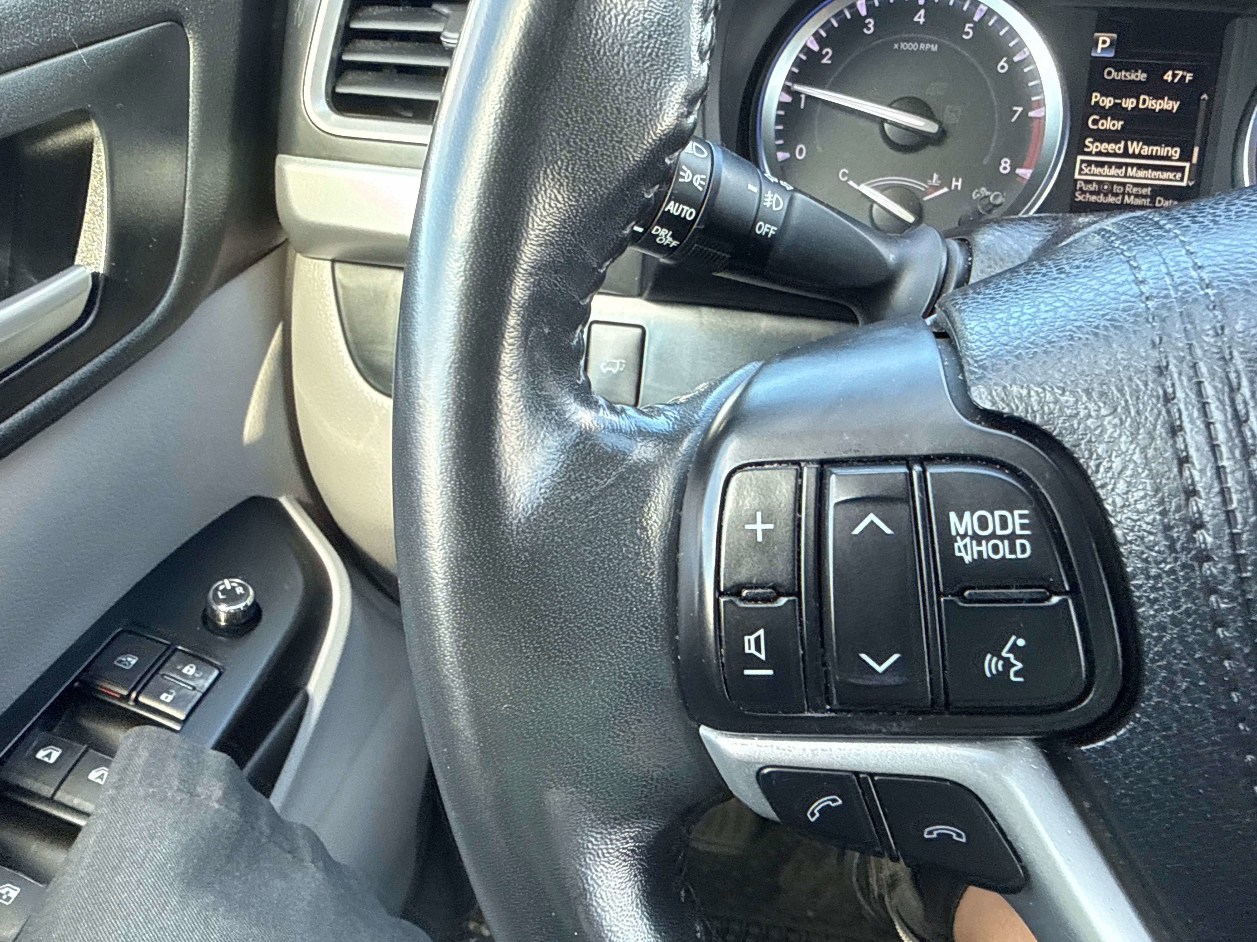 2018 Toyota HIGHLANDER XLE