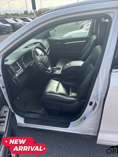 2018 Toyota HIGHLANDER XLE