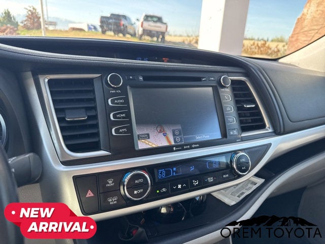 2018 Toyota HIGHLANDER XLE
