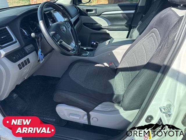 2018 Toyota HIGHLANDER XLE