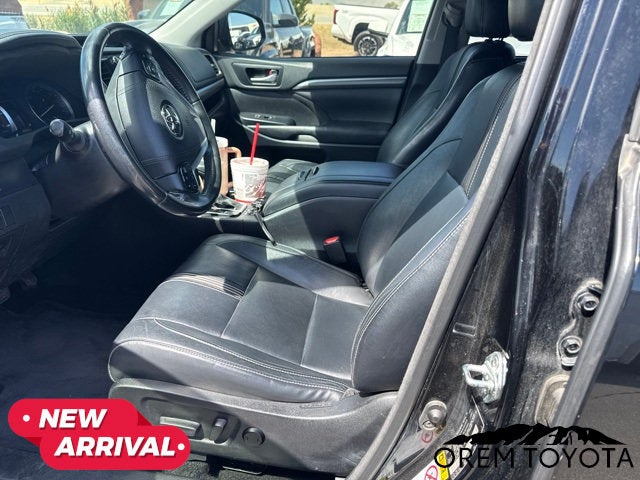 2018 Toyota Highlander SE