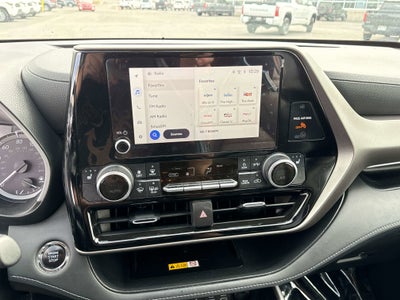 2023 Toyota HIGHLANDER XLE