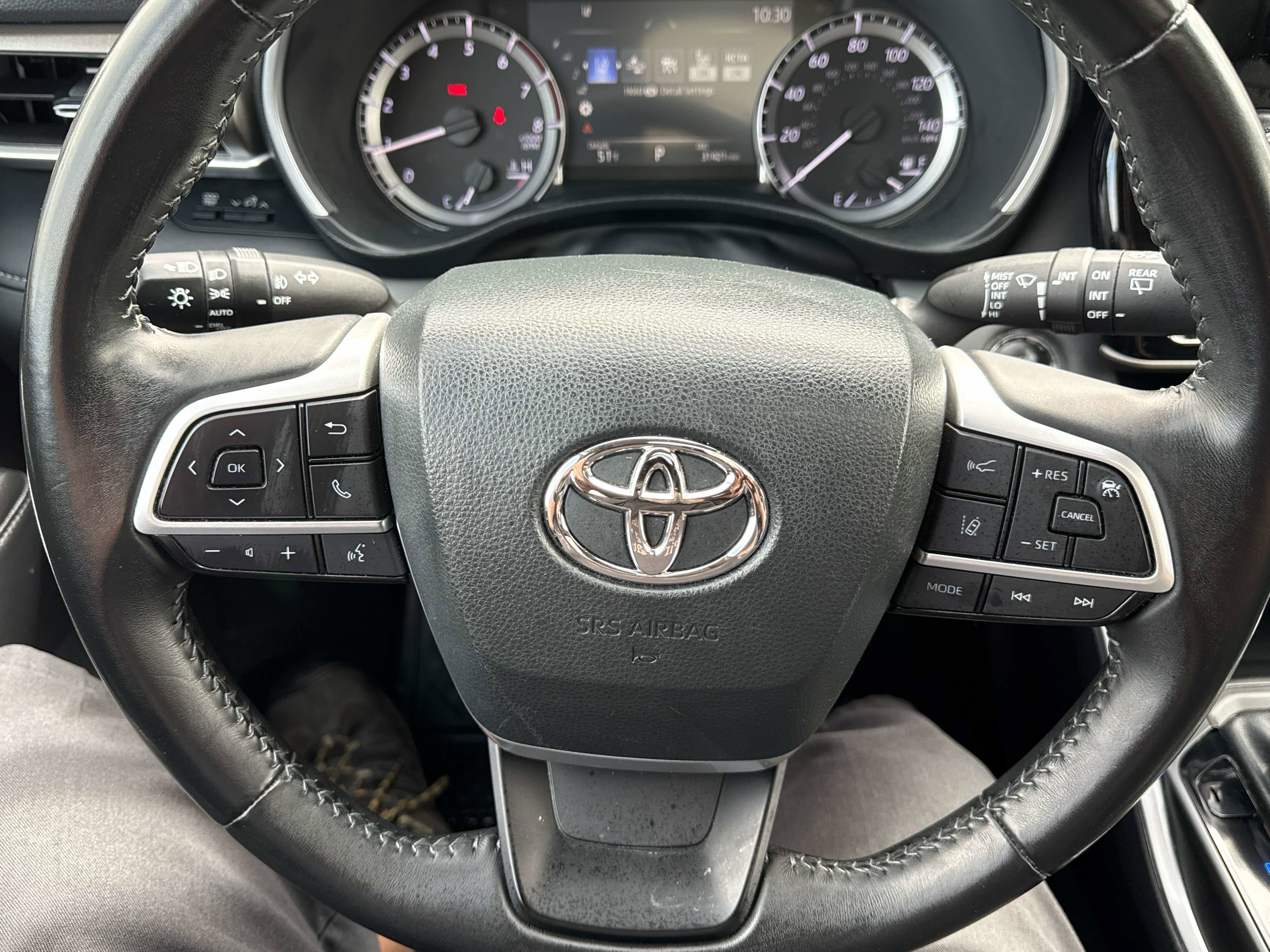 2023 Toyota HIGHLANDER XLE