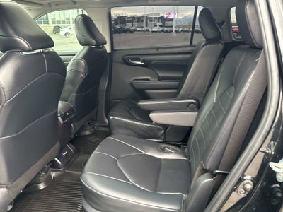 2024 Toyota HIGHLANDER XLE