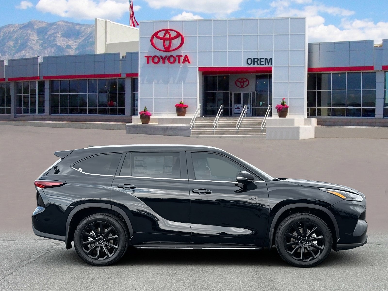 2026 Toyota HIGHLANDER XLE