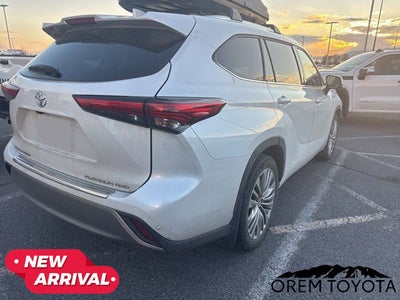2023 Toyota HIGHLANDER Platinum