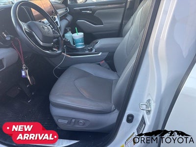 2023 Toyota HIGHLANDER Platinum