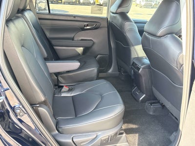 2026 Toyota Highlander XLE