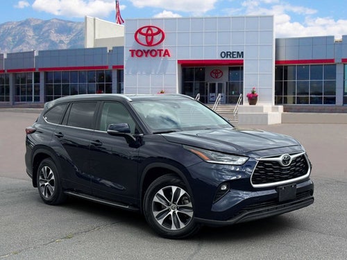 2024 Toyota HIGHLANDER XLE