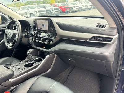 2024 Toyota HIGHLANDER XLE