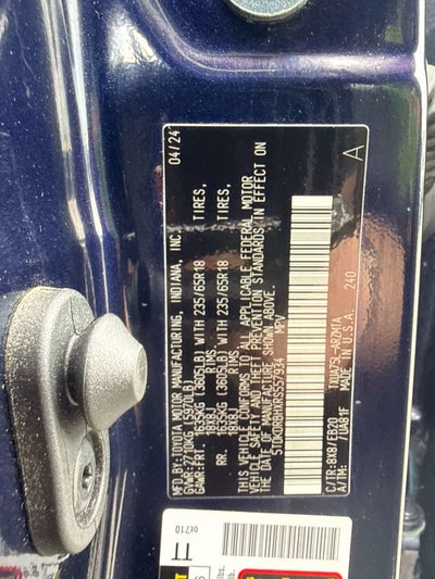 2024 Toyota HIGHLANDER XLE