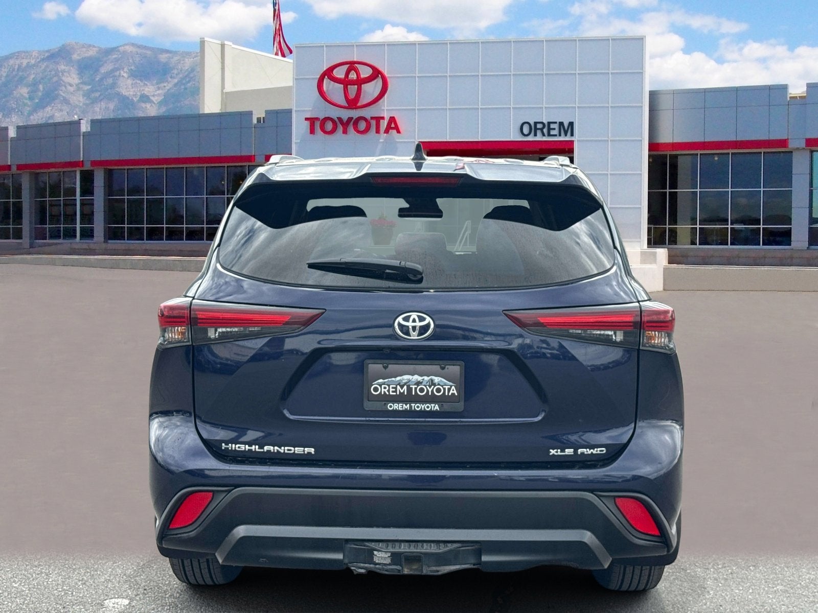 2024 Toyota HIGHLANDER XLE
