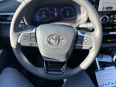 2026 Toyota Highlander Platinum