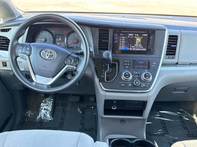 2015 Toyota SIENNA LE 3.5L LE
