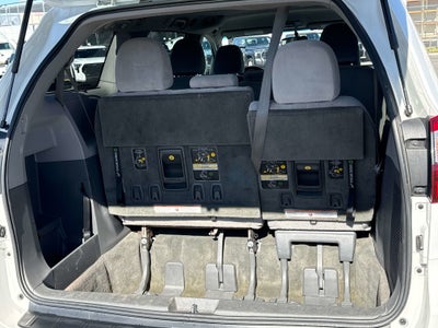 2015 Toyota SIENNA LE 3.5L LE