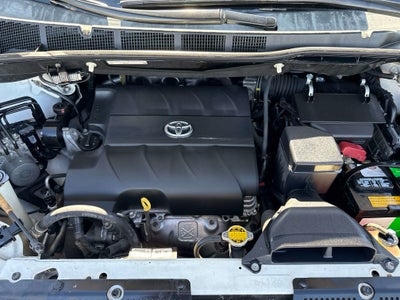2015 Toyota SIENNA LE 3.5L LE