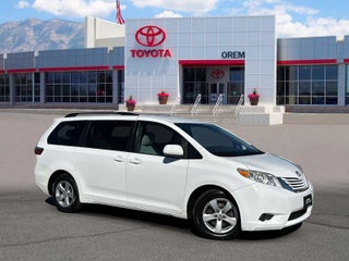 2015 Toyota SIENNA LE 3.5L LE