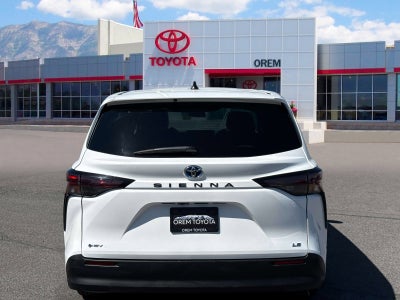 2025 Toyota SIENNA LE LE