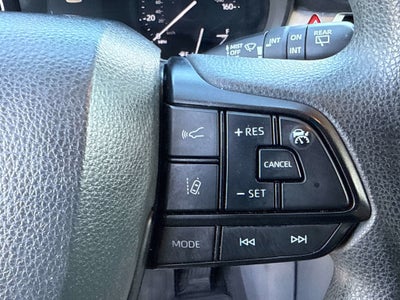 2022 Toyota Sienna LE