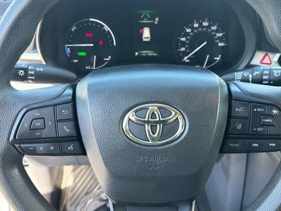 2022 Toyota Sienna LE