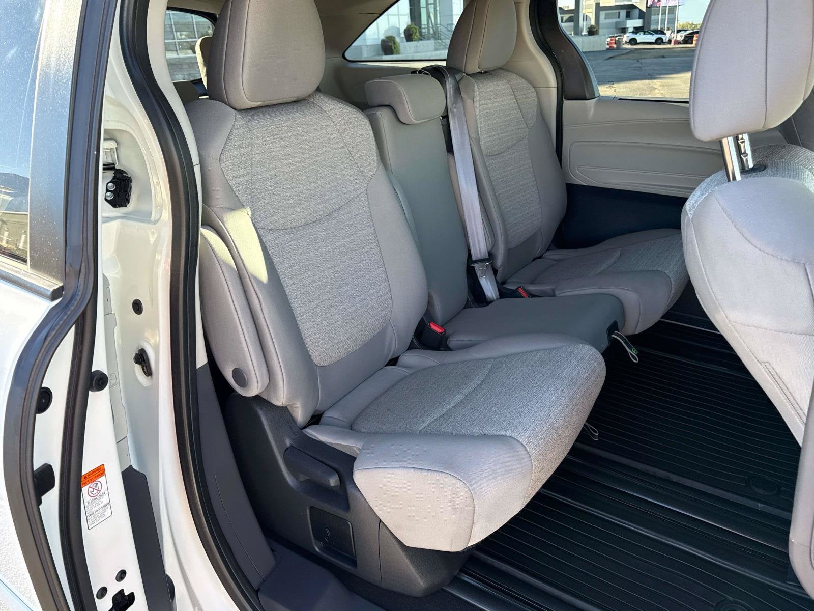 2024 Toyota Sienna LE