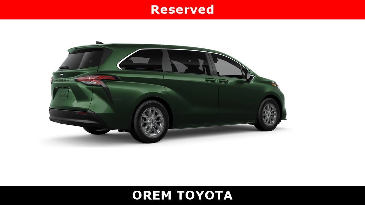 2026 Toyota Sienna LE
