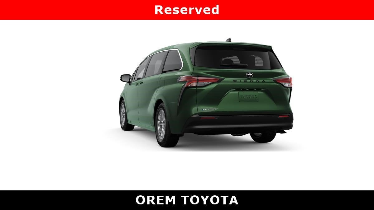 2026 Toyota Sienna LE