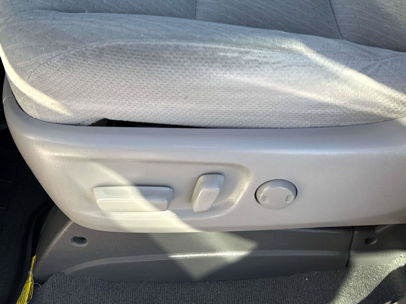 2020 Toyota Sienna LE