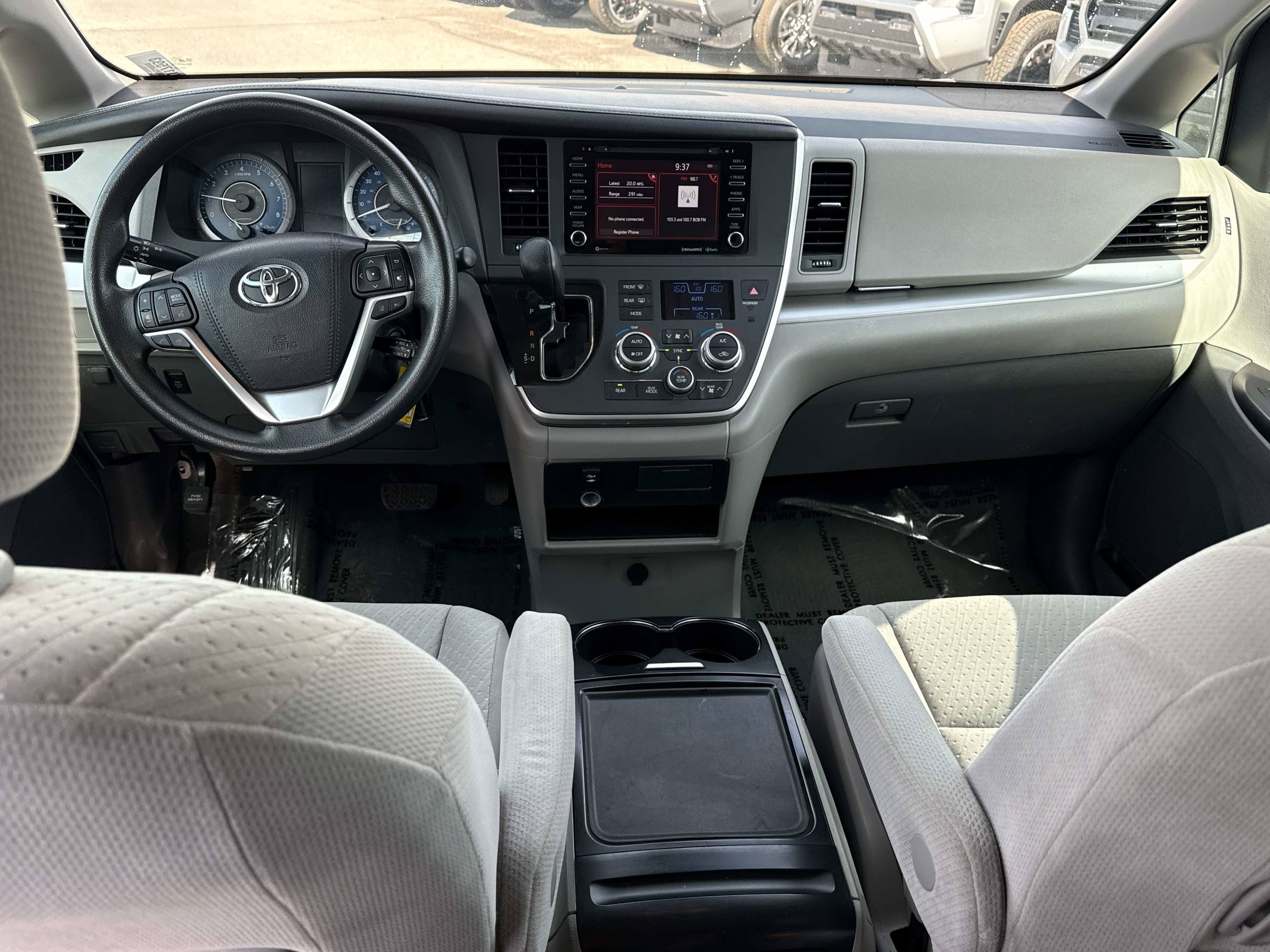 2020 Toyota SIENNA LE 3.5L LE