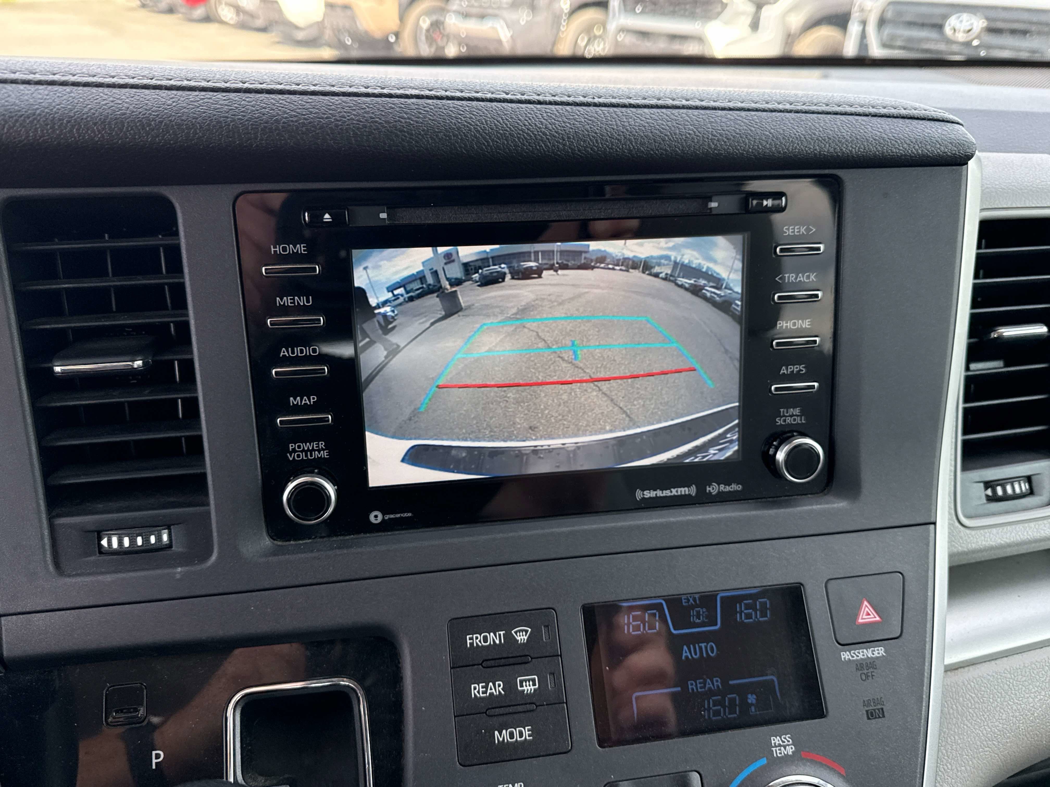 2020 Toyota SIENNA LE 3.5L LE