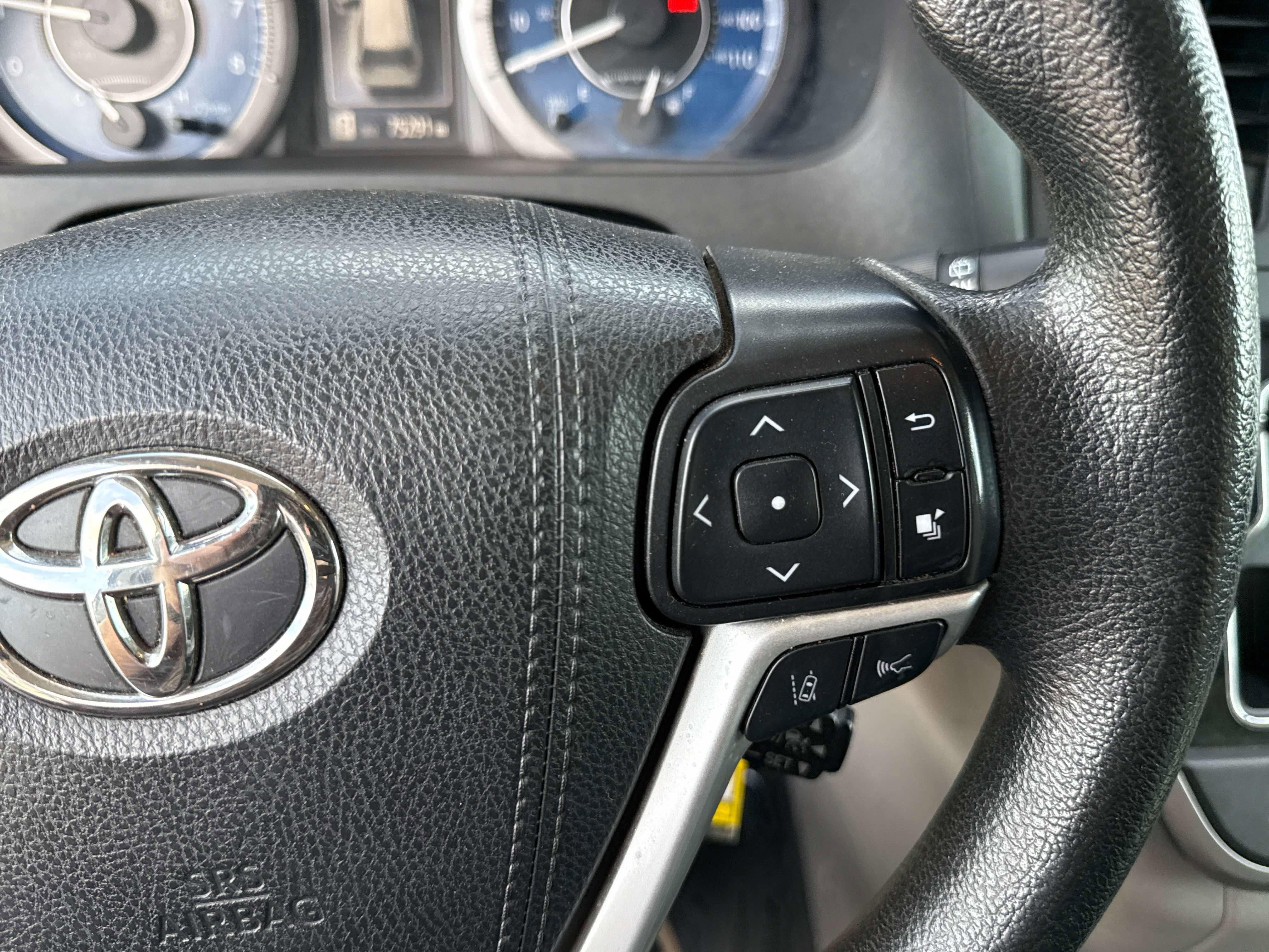 2020 Toyota SIENNA LE 3.5L LE