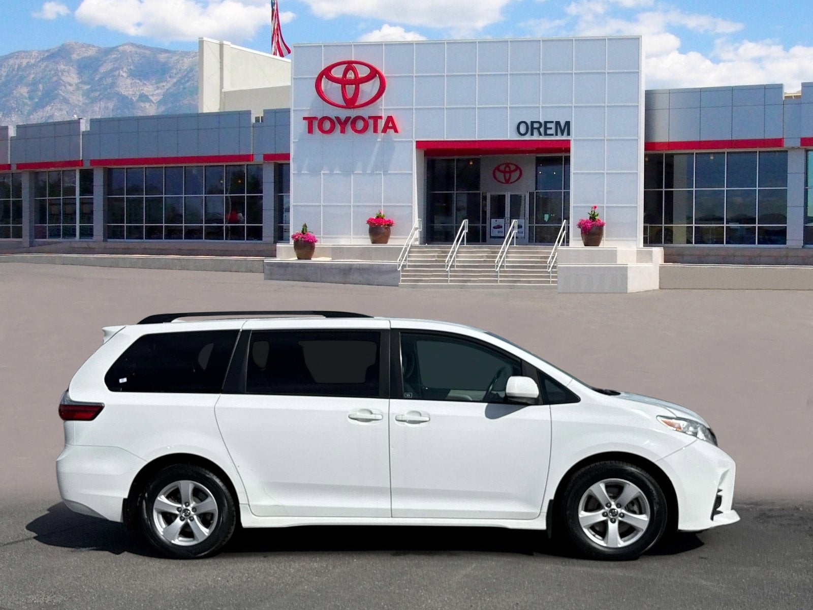 2020 Toyota SIENNA LE 3.5L LE