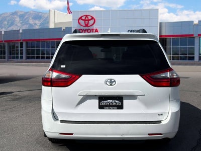 2020 Toyota SIENNA LE 3.5L LE