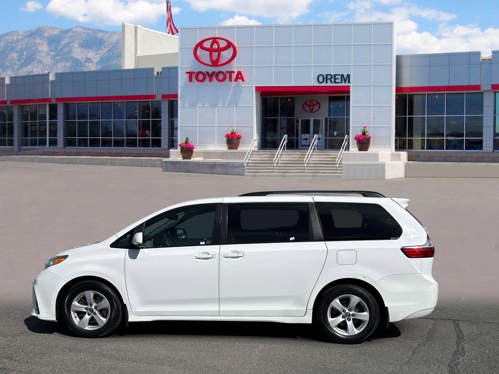 2020 Toyota SIENNA LE 3.5L LE