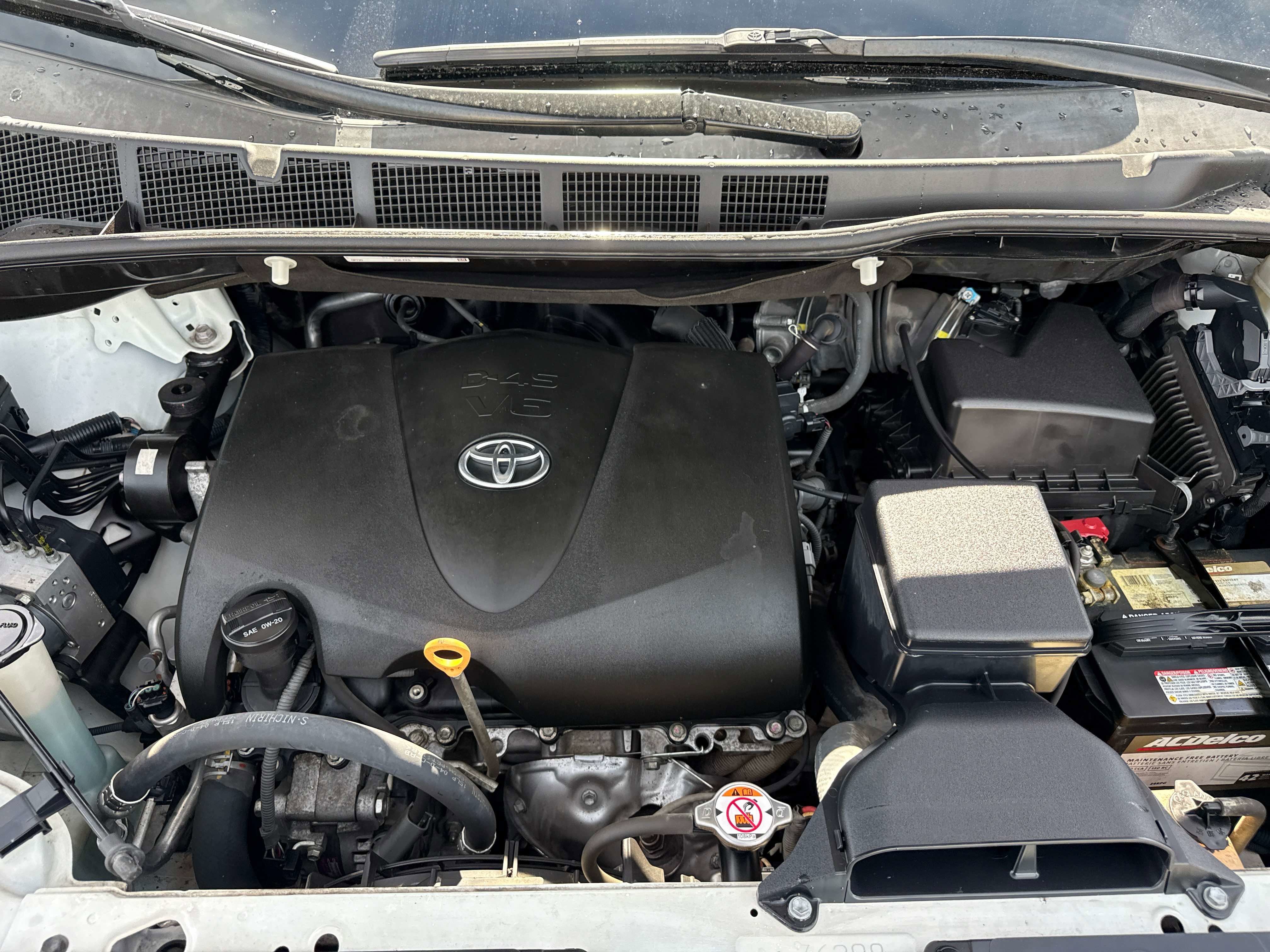2020 Toyota SIENNA LE 3.5L LE