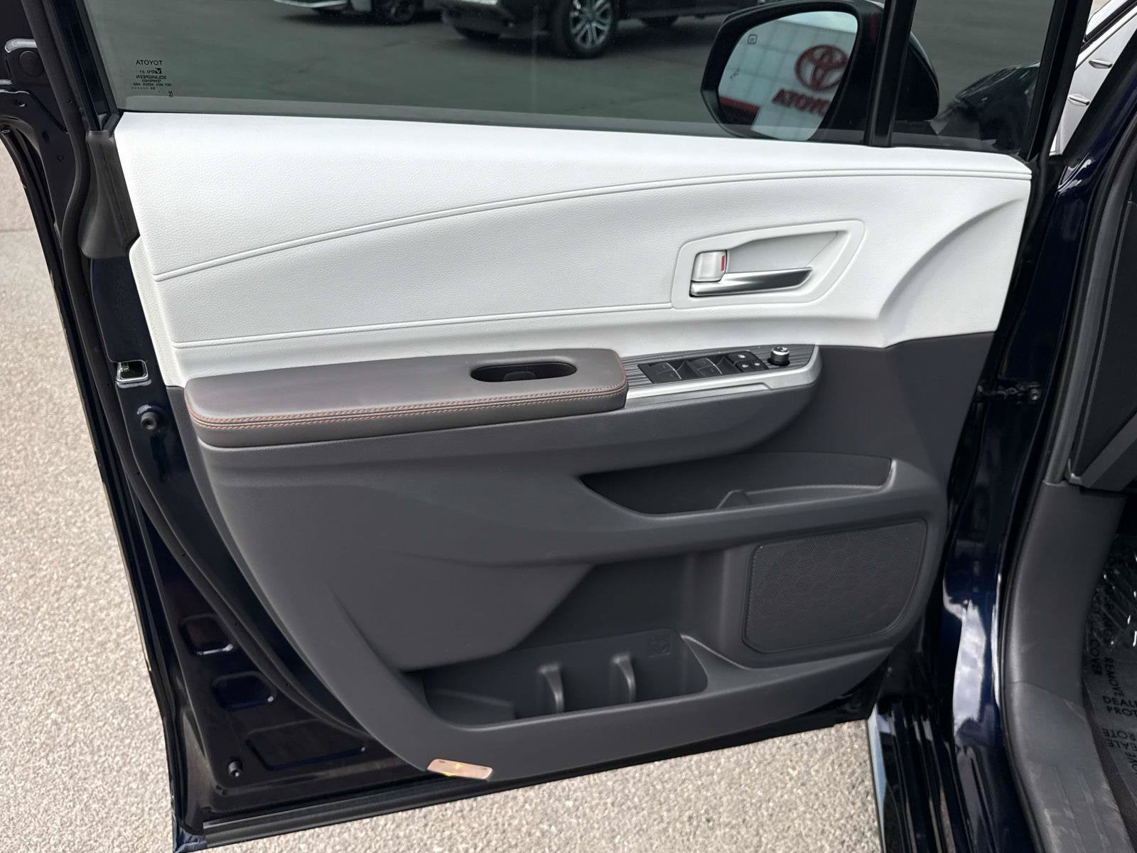 2024 Toyota Sienna XSE