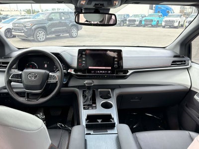 2024 Toyota Sienna XSE