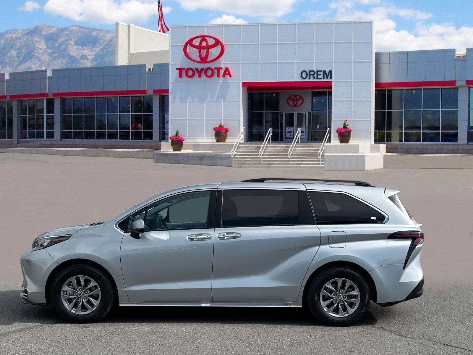 2024 Toyota SIENNA XLE XLE