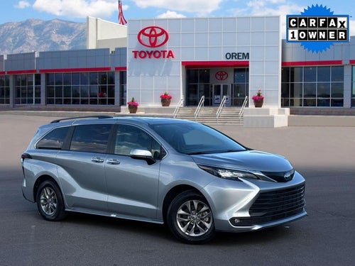 2025 Toyota Sienna XLE