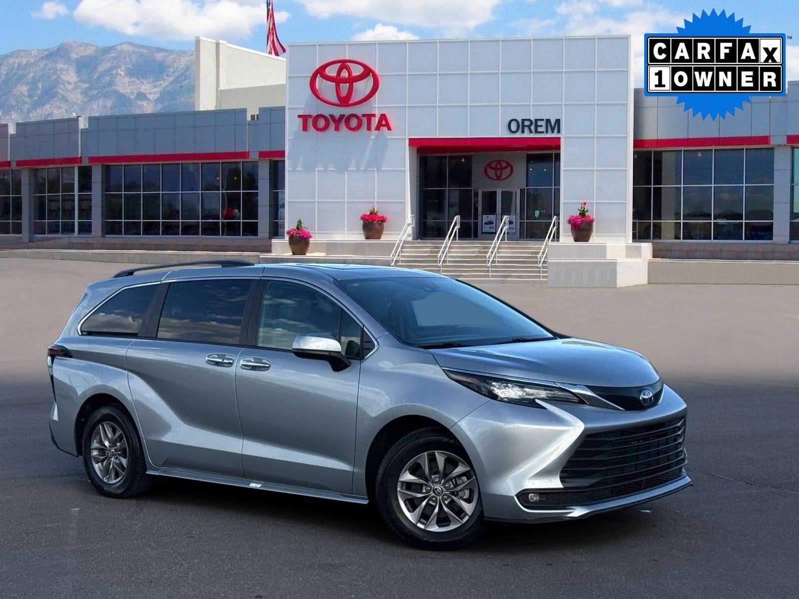 2025 Toyota Sienna XLE