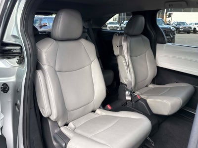 2025 Toyota Sienna XLE