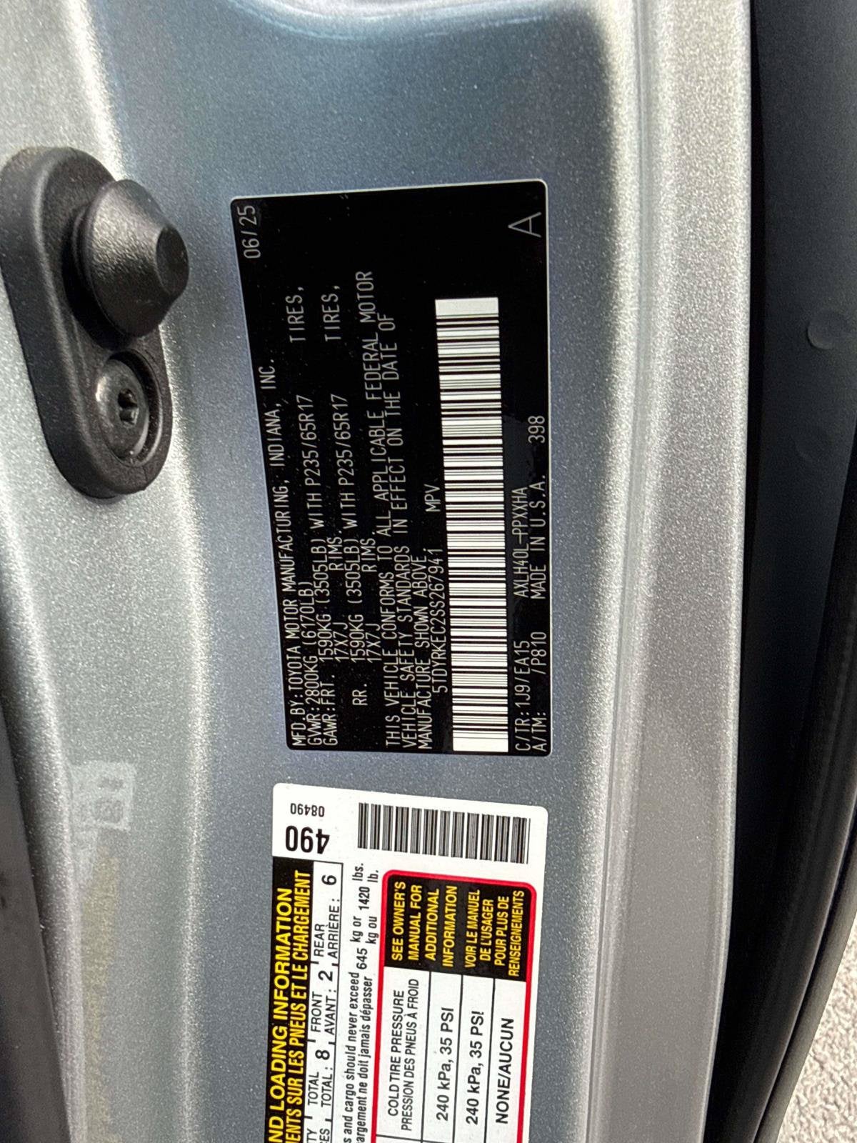 2025 Toyota Sienna XLE