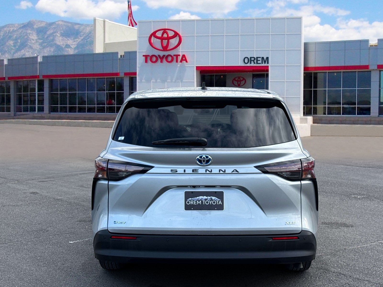 2025 Toyota Sienna XLE