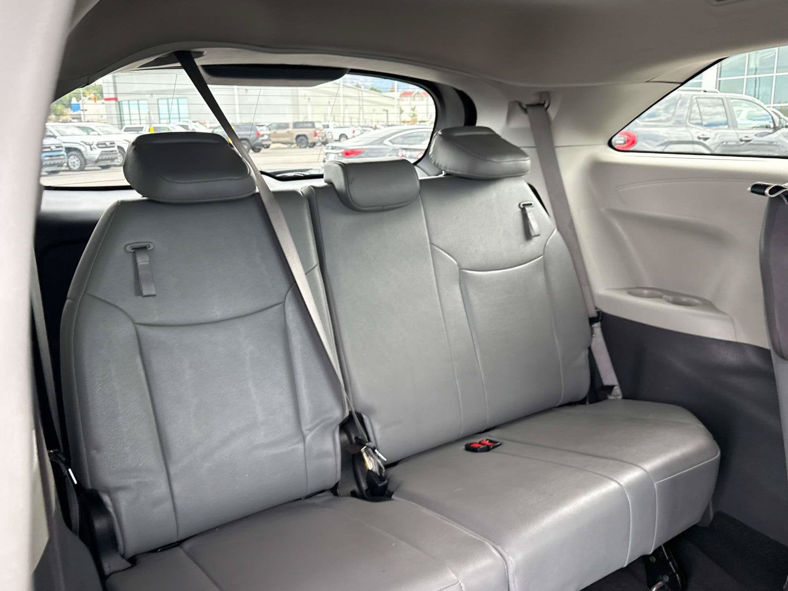 2024 Toyota Sienna XLE