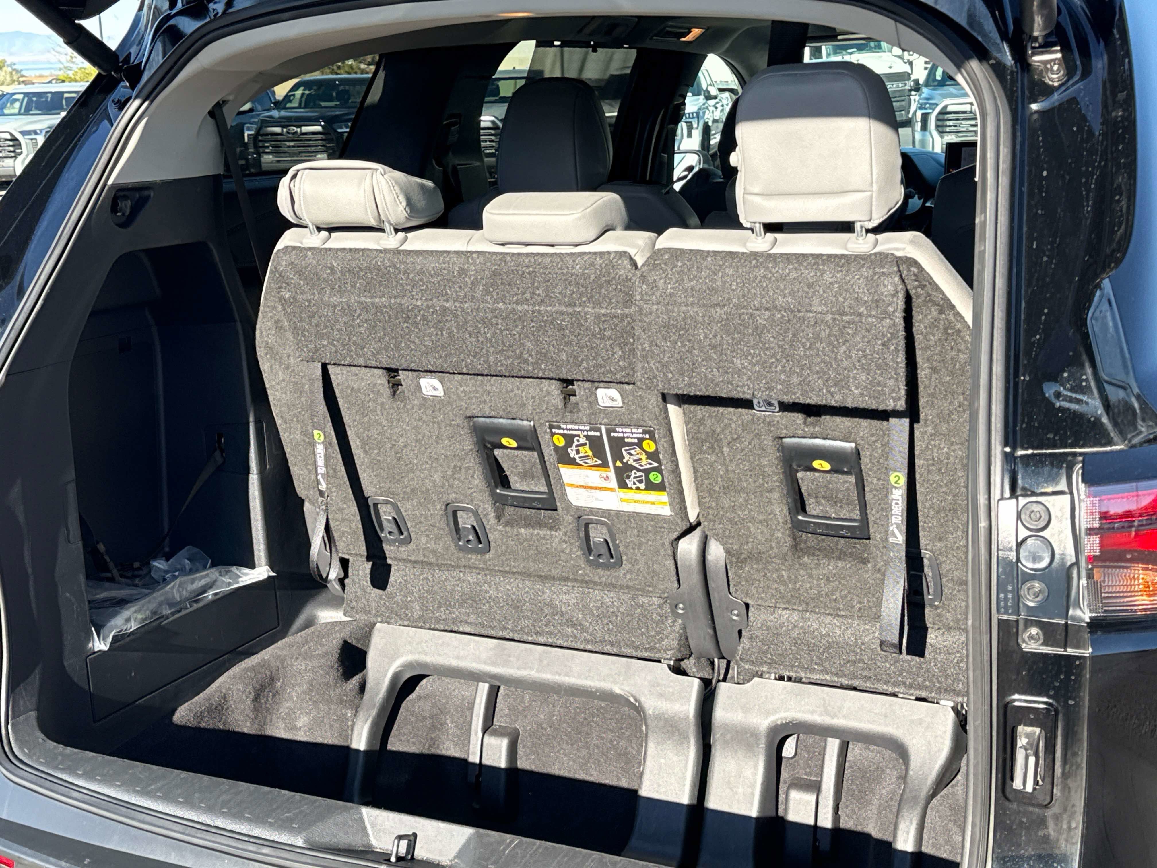 2026 Toyota SIENNA XLE XLE