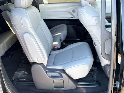 2026 Toyota SIENNA XLE XLE