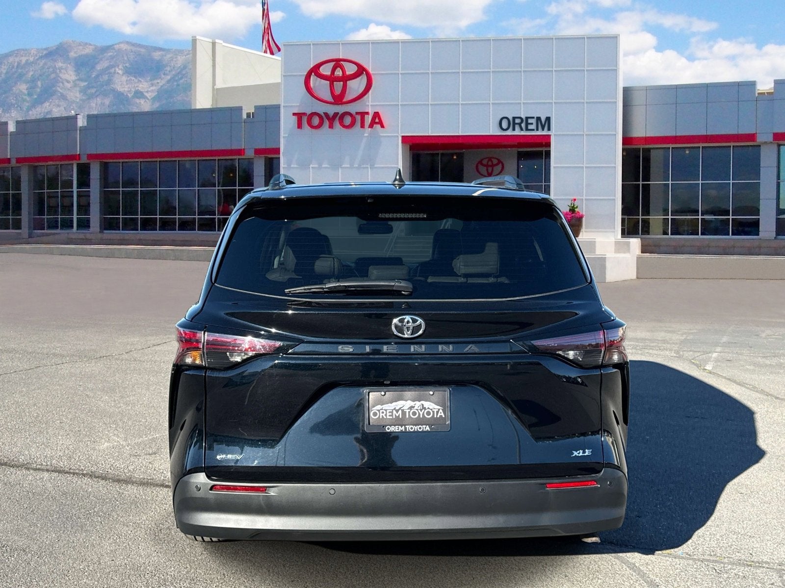 2026 Toyota SIENNA XLE XLE