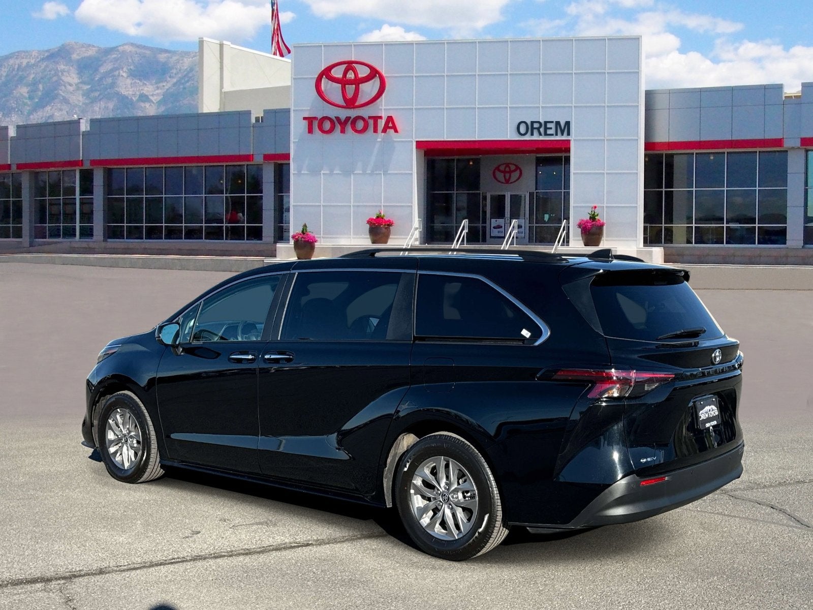 2026 Toyota SIENNA XLE XLE