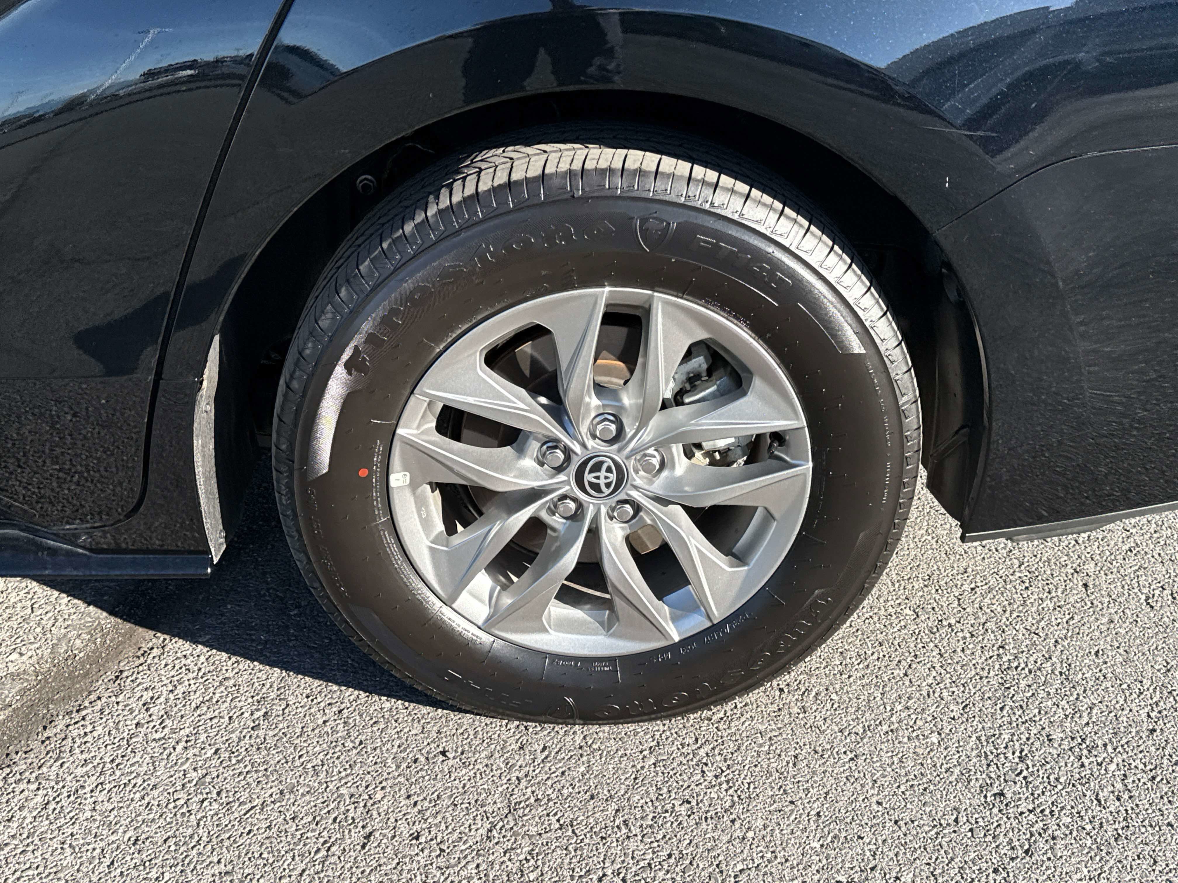 2026 Toyota SIENNA XLE XLE